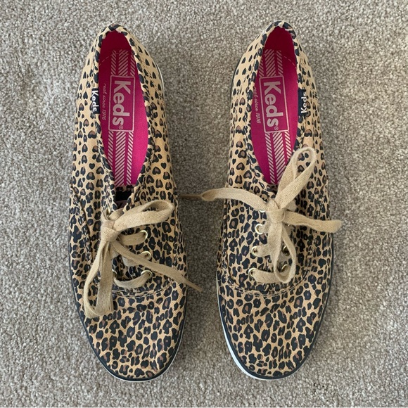 Cheetah Leopard Heart Print Keds Size 6 - Picture 2 of 11